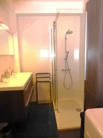 Vue Mer, Luxueux T3 Gar, La Noordzee à Votre Porte, 2à 6 Etbébé à Ostende Centre - Bathroom