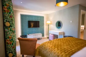 Dewars Restaurant and Rooms - Zimmer