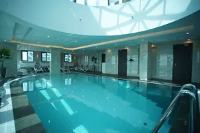 C - Hotel and Suites Doha - Piscine