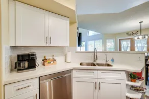 North Phoenix Home! Great Location + Private Patio - Interior