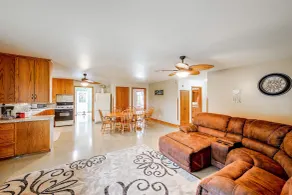 Family-friendly Goshen Home Near Amish Country - Interiör