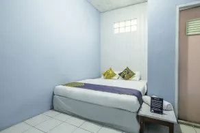 Hotel O Pondok Nabil - Zimmer