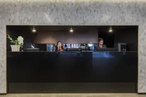 Arrow on Swanston - Reception