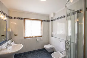 Hotel Erzherzog Johann - Salle de bain