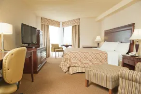 Quality Inn & Suites Bay Front - Chambre
