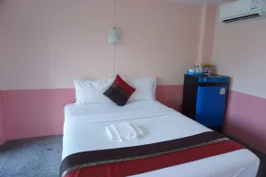 B and B Hotel - Chambre