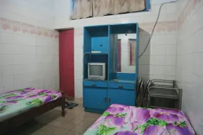 OYO Life 1972 Aman Family Inn Syariah - Room