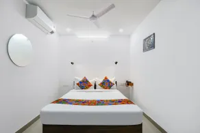 FabHotel VKâ€™s Bahadurpally - Chambre