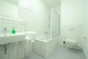 Flair Hotel Reuner - Bathroom