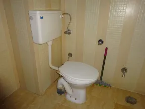 Hotel Shivansh Inn by Sky Stays - Bathroom