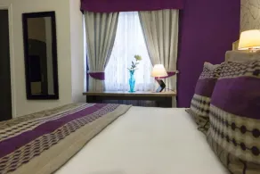 LV Hoteles - Værelse