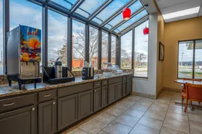 Days Inn by Wyndham Perrysburg Toledo - Restaurant