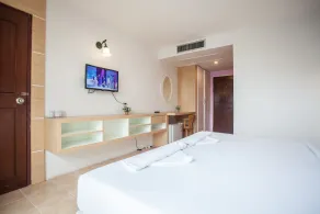 The Greenery Hotel - Chambre