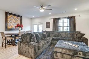 Work & Play Near Old Hickory Lake! Home w/ Patio - Innvendig