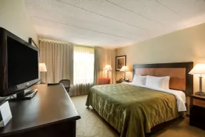 Chester Hotel & Conference Center - Room