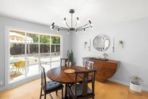 5BR Group Retreat w/ Pool in Austin, 4 Mi to Dtwn - Interior