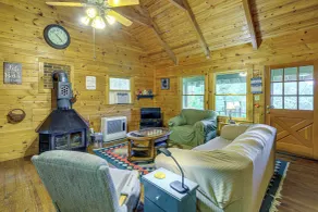 Rustic Cabin w/ Phoenix Mtn Views & Trail Access! - Interiør