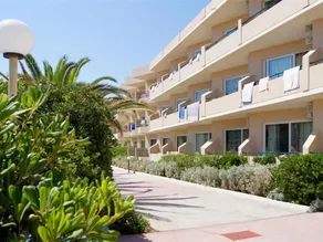 Apartment for 3 Persons, With Swimming Pool, Near the Beach - Balkong