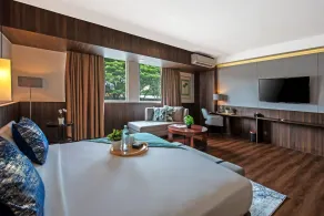 Oakwood Hotel & Apartments Taman Mini Jakarta - Room