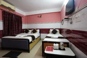 Tirupati Lodge NJP - Chambre