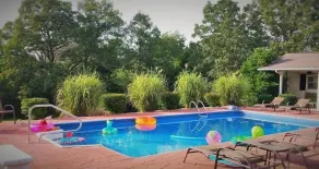 Lafayette Grand Manor - Pool