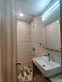 HOTEL RN GRAND - Bathroom