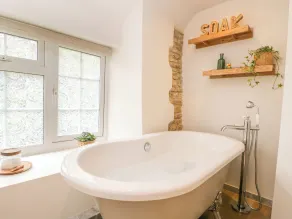 Thorn Cottage - Bathroom