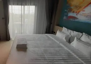 Dhanakarn5 Hotel - Habitación