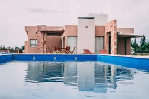 Azalea Luxury Lodge - Pool