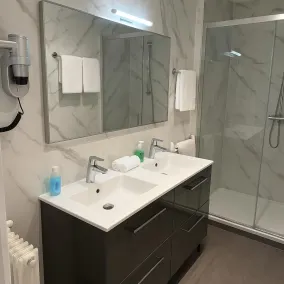 Thoiry Etoile Lodge, Sure Hotel Collection by Best Western - Badezimmer