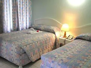 Gold Nugget Hotel - Room