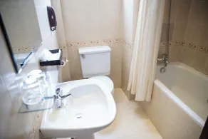 Liberty Hotel Saigon Parkview - Salle de bain