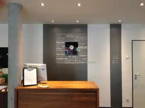 a2 HOTELS Plochingen - Rezeption