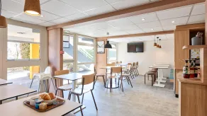 Premiere Classe Valenciennes Ouest Petite Foret - Ristorante