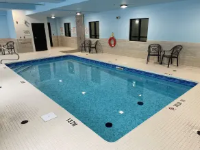 Quality Inn - Piscine