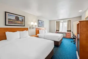 Comfort Inn & Suites Salinas City Center Area - Chambre