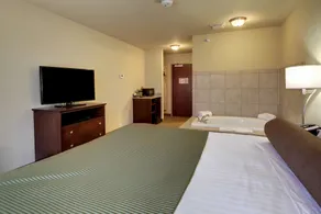 Cobblestone Inn & Suites - Linton - Zimmer