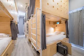 Norn Yaowarat Hotel - Chambre