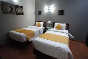 The Corus Hotel - Quarto