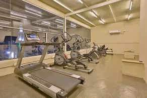Downtown Business Hotel - Salle de sport