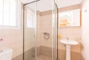 BELLA DE LUX  APTS - Casa de banho