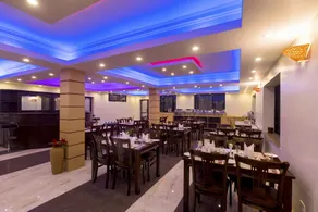 Nepal Cottage Resort - Restaurant