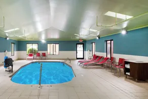 Holiday Inn Express Hillsville by IHG - Basseng
