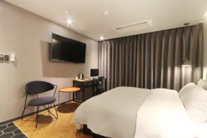 Brown Dot Hotel Seomyeon - Værelse