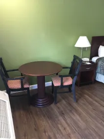 Days Inn by Wyndham Bradenton - Near the Gulf - Chambre