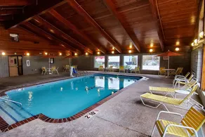 Quality Inn Atchison - Pool