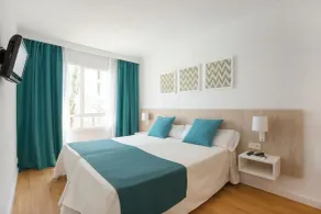 Cabot Hobby Club Apartments - Room