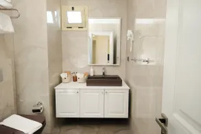 Kamer Exclusive Hotel & Suites - Bathroom