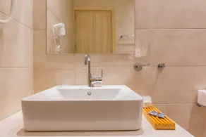 The Perfect Spot Apartments - Bathroom