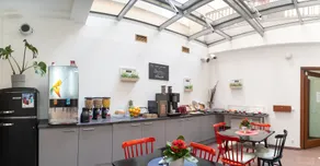 Safestay Prague Charles Bridge - Restaurant